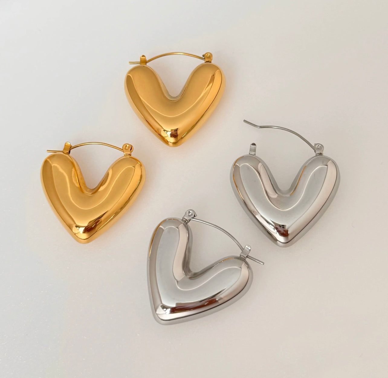 Amore Earrings- Gold